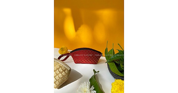 Stationery Set Bag Gift Set/kanya pujan gifts set/For Kids Girls Boy  Birthday/Kanjak/Navratri Return Gifts Pack of 6 : Amazon.in: Toys & Games