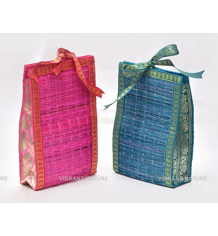 Kora Grass Knotted Thamboolam Bag