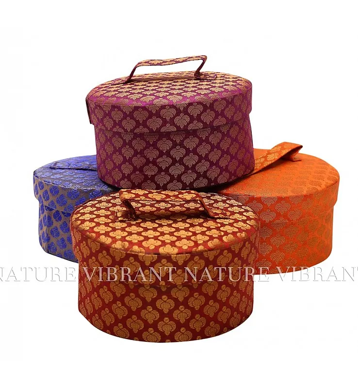 Banaras Round Handle Gift Box