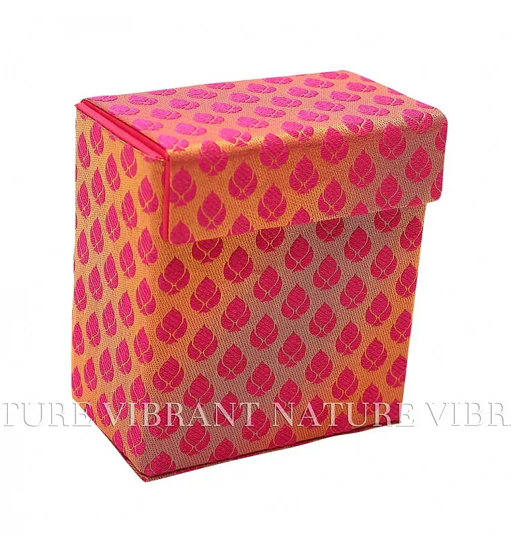 Banaras Square Magnetic Mini Box