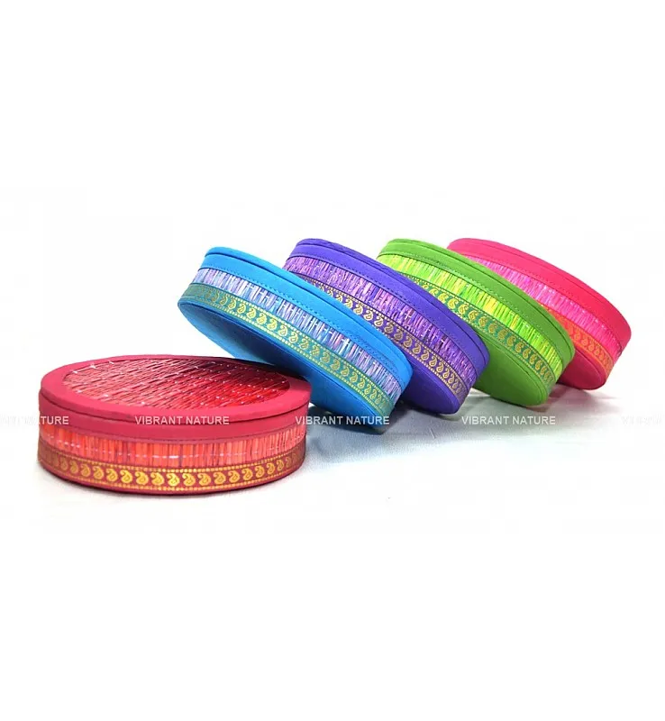 Kora Grass Inside Lid Round Box