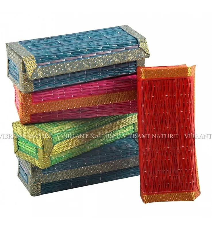 Kora Grass Rectangle Magnet Gift Box