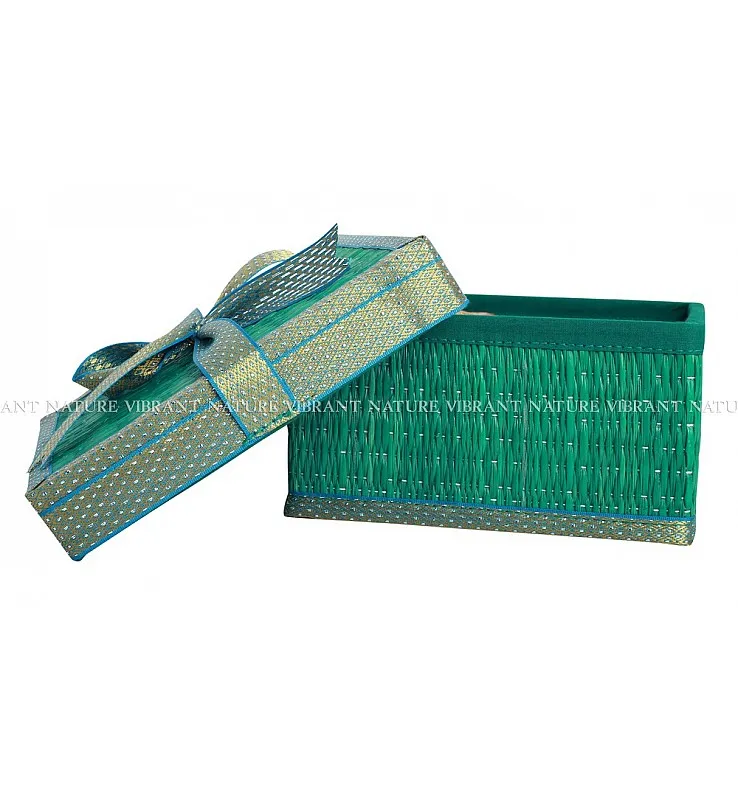 Kora Grass Square Ribbon Box
