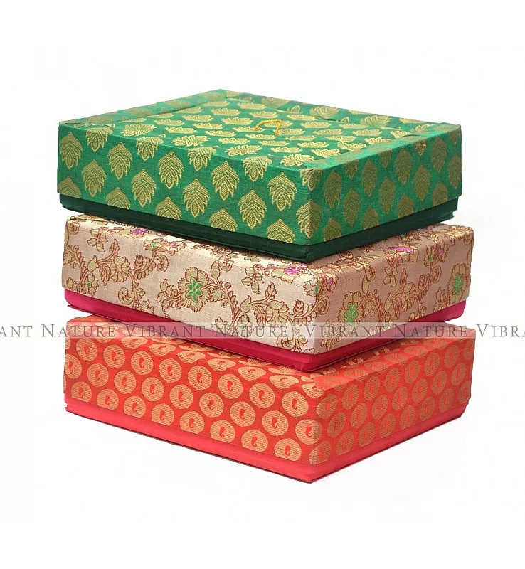 Banaras Invitation cum Gifts box