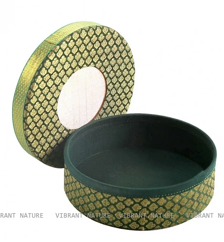 Banaras Round Window Gift Box