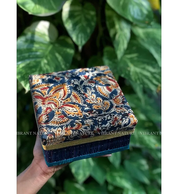 Kora Grass Kalamkari Square Box