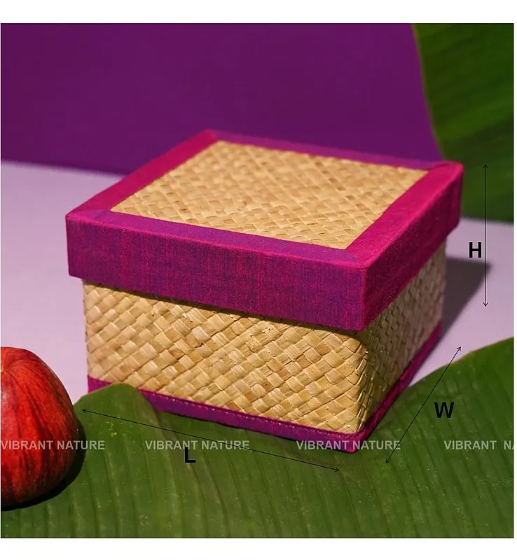 Screwpine and Silk Cotton Square Gift Box