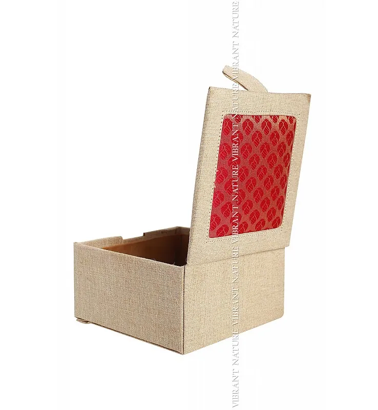 Juco with Banaras Square Magnetic Gift Box