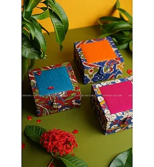 Kalamkari with Silk Cotton Square Magnetic Gift Bo...