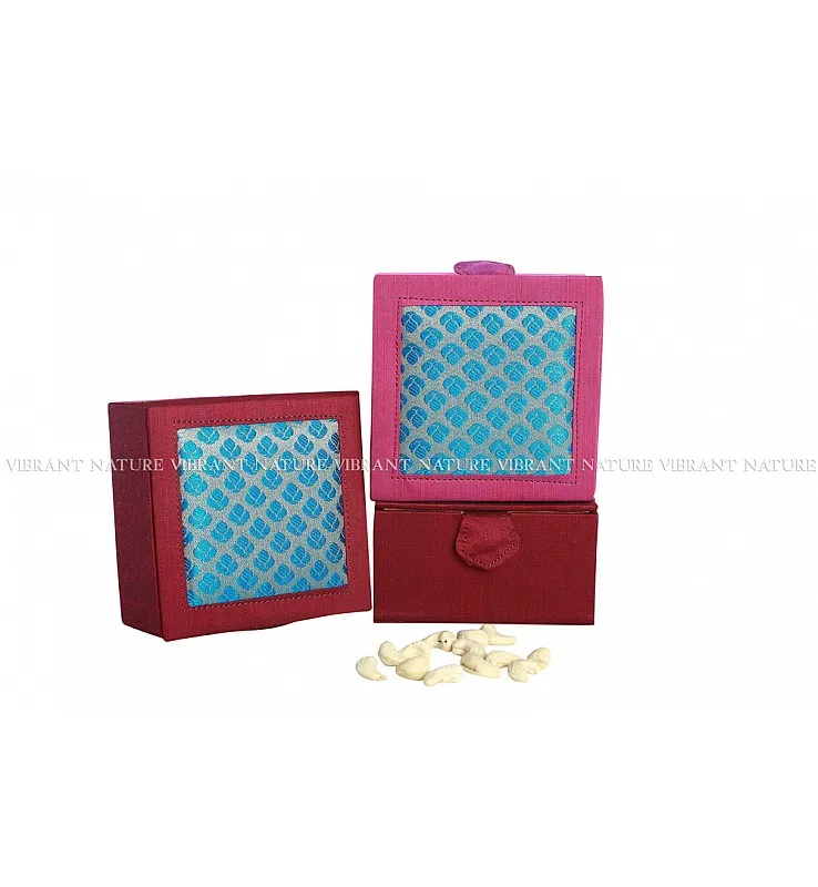 Silk Cotton with Banaras Square Magnetic Gift Box